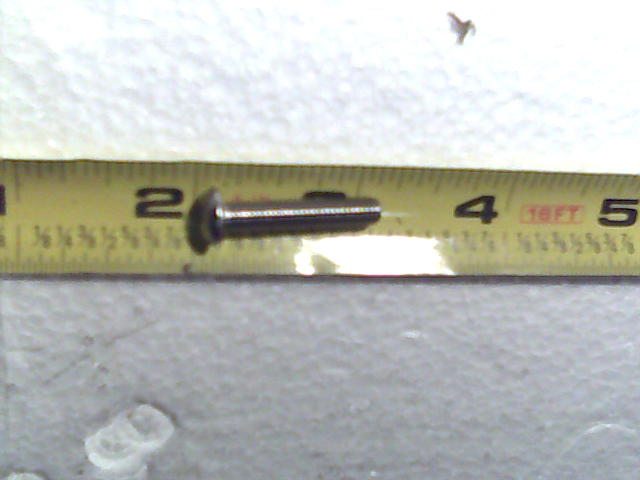 018-2015-00 - 10-32 x 1 Button Head Bolt