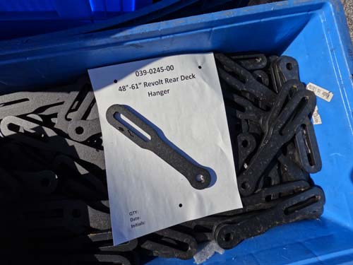 039-0245-00 - 48"/54" Rear Deck Hanger--Black