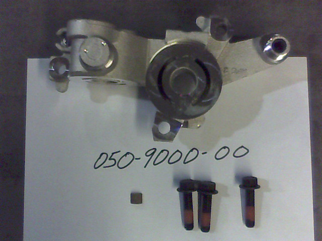 050-9000-00 - Center Section Pump Block Right Side