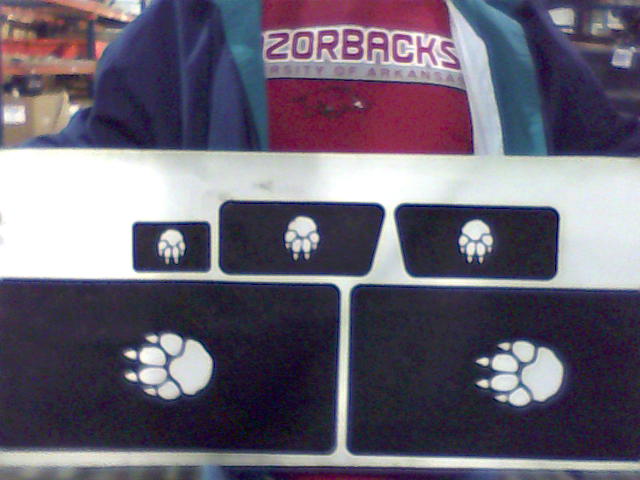 091-1040-00 - MZ Floor Panel Anti-Skid Cluster